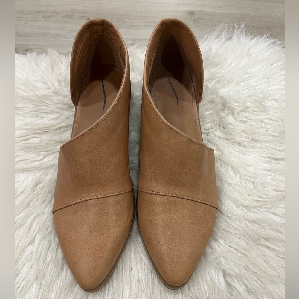 Tan flats—$10+$5 shipping